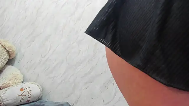 Lianngrace online show from 12/04/25, 02:38