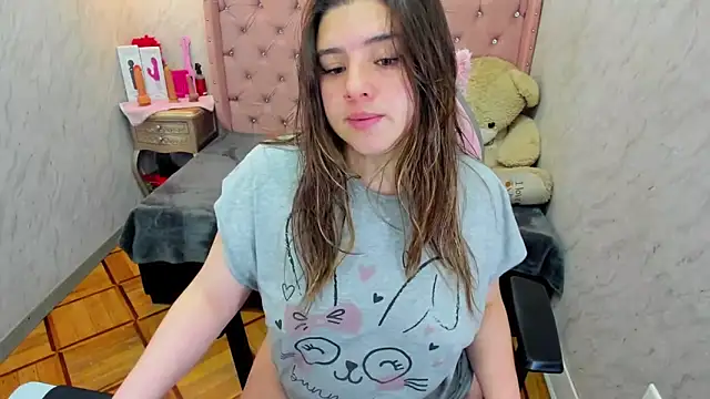 Lianngrace online show from 03/19/26, 02:17