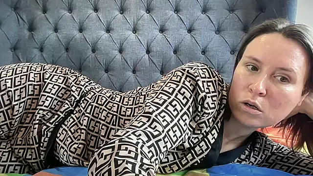 eatmypie69 online show from 11/11/25, 11:05