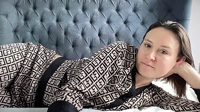 eatmypie69 online show from 11/10/25, 11:59