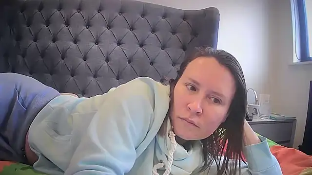 eatmypie69 online show from 02/05/26, 10:00