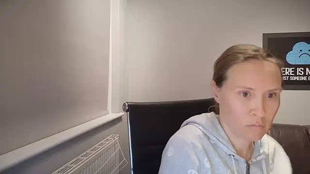 eatmypie69 online show from 04/15/26, 08:09