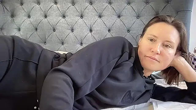 eatmypie69 online show from 09/22/25, 12:11