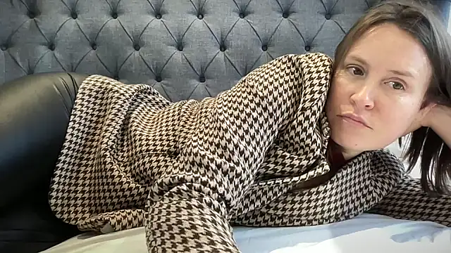 eatmypie69 online show from 11/14/25, 01:48