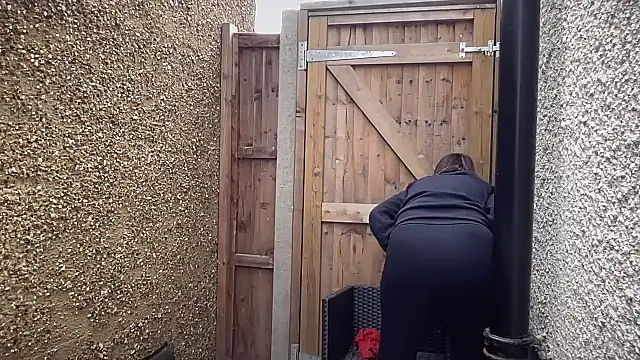 eatmypie69 online show from 10/08/25, 11:12