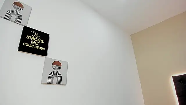 ZahraRose online show from 10/27/25, 08:21