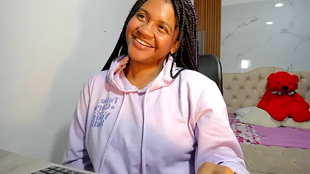 ZahraRose online show from 12/20/25, 10:18