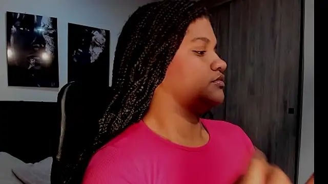 ZahraRose online show from 10/17/25, 08:10