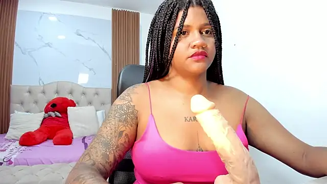 Snapshot of ZahraRose chatting on 02/05/26, 08:15 ZahraRose online show from 02/05/26, 08:15