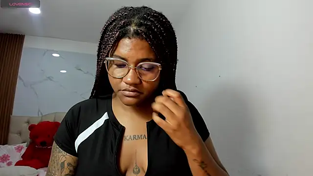 ZahraRose online show from 04/02/26, 06:25