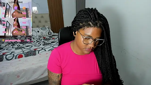 ZahraRose online show from 05/19/26, 01:56