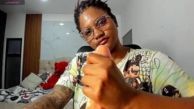 ZahraRose online show from 03/19/26, 11:16