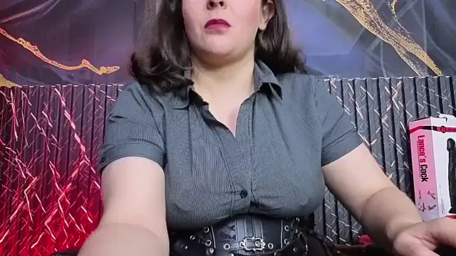 AmandaKovich online show from 11/30/25, 10:27