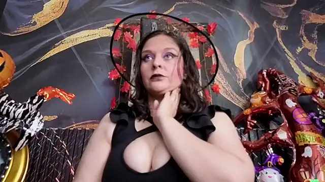 AmandaKovich online show from 10/30/25, 07:44