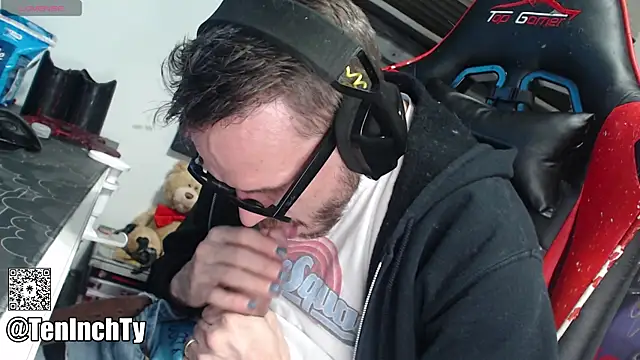 teninchty online show from 11/18/25, 04:27