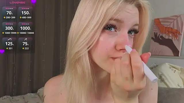 EdlaHewell online show from 02/16/26, 01:15