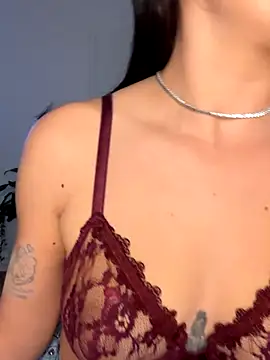 YoungHotMilf97 online show from 11/08/25, 06:55