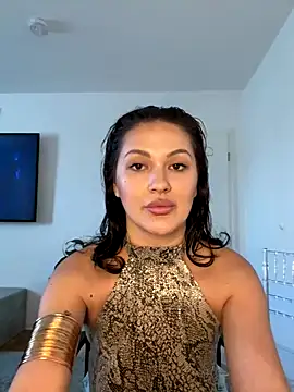 YoungHotMilf97 online show from 11/03/25, 08:51