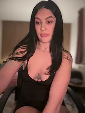 YoungHotMilf97 online show from 02/28/26, 06:18