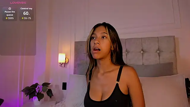 JasmineRoss 1 online show from 11/22/25, 07:13