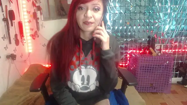 Snapshot of Meghan_sex777 chatting on 03/18/25, 01:46 Meghan sex777 online show from 03/18/25, 01:46