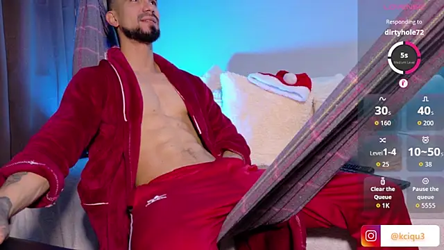 Snapshot of K_cique chatting on 12/21/25, 03:36 K cique online show from 12/21/25, 03:36