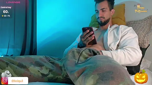 K cique online show from 11/01/25, 11:37