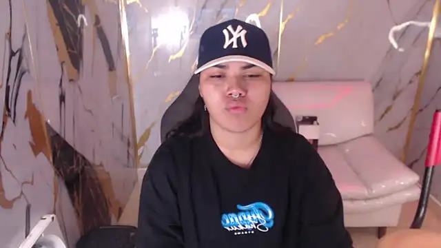 melany rouse18 online show from 10/29/25, 11:42