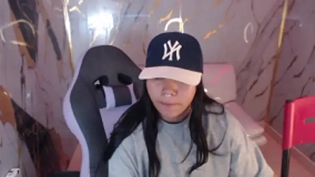 melany rouse18 online show from 11/11/25, 01:50