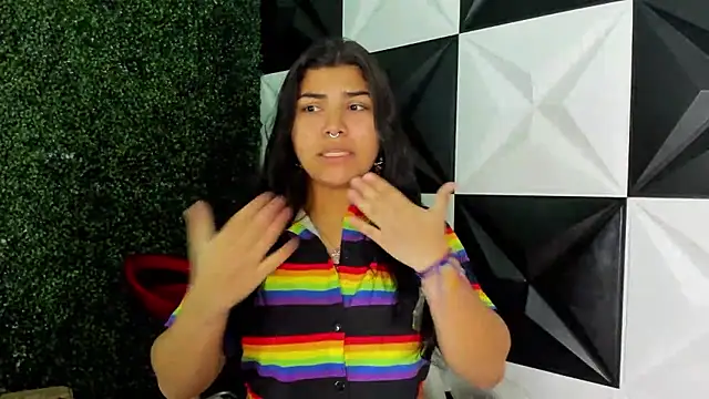 melany rouse18 online show from 11/16/25, 01:32