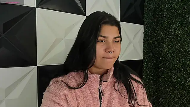 melany rouse18 online show from 11/30/25, 12:22