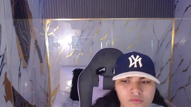 melany rouse18 online show from 11/25/25, 01:11