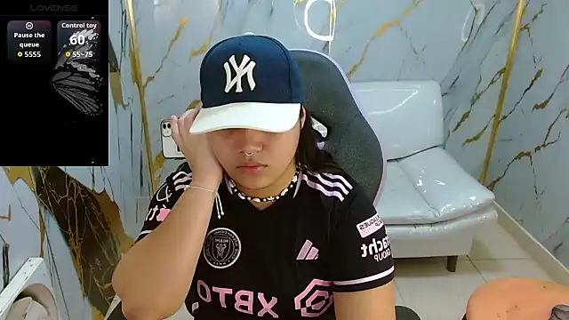 melany rouse18 online show from 04/01/26, 02:13