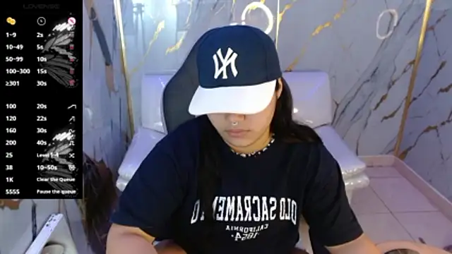 melany rouse18 online show from 03/23/26, 02:44