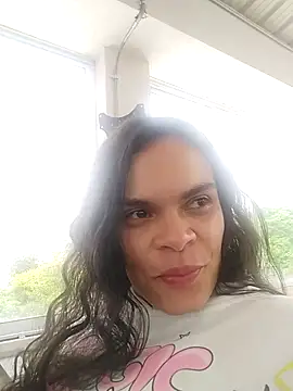 Snapshot of Liah_Evans chatting on 10/12/25, 05:03 Liah Evans online show from 10/12/25, 05:03