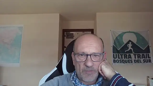 Snapshot of llopaco chatting on 02/12/26, 11:10 llopaco online show from 02/12/26, 11:10