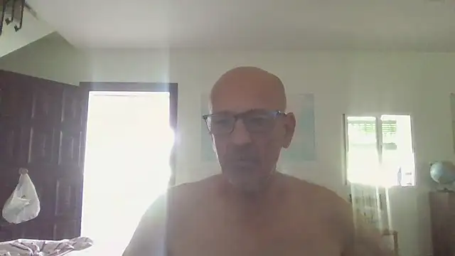 Snapshot of llopaco chatting on 07/06/26, 11:17 llopaco online show from 07/06/26, 11:17