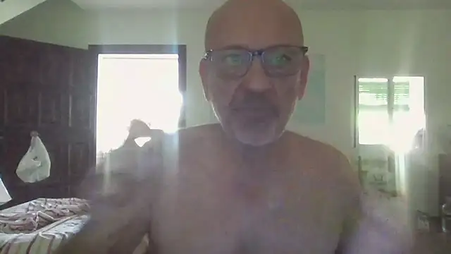 Snapshot of llopaco chatting on 07/09/26, 11:53 llopaco online show from 07/09/26, 11:53