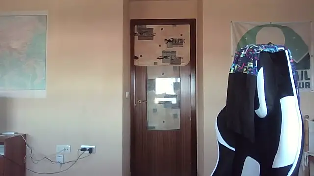 Snapshot of llopaco chatting on 01/11/26, 12:01 llopaco online show from 01/11/26, 12:01