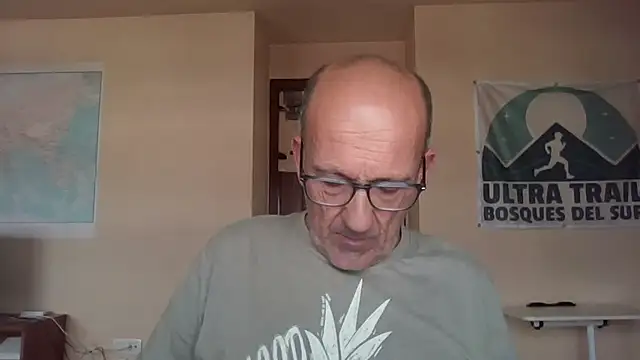 llopaco online show from 10/19/25, 12:52