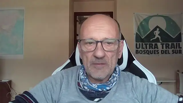 Snapshot of llopaco chatting on 02/11/26, 01:33 llopaco online show from 02/11/26, 01:33