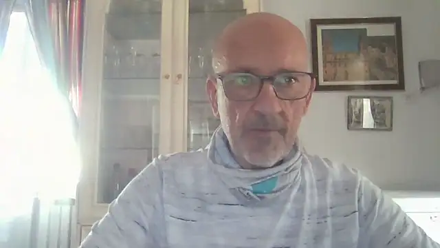 llopaco online show from 10/28/25, 11:31