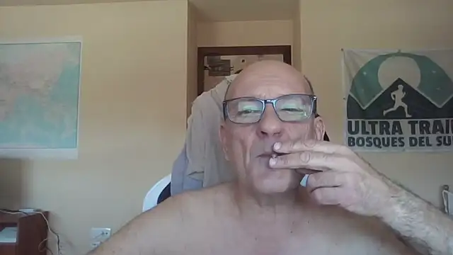 llopaco online show from 04/19/26, 10:27
