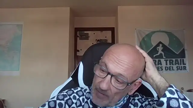 Snapshot of llopaco chatting on 03/01/26, 12:05 llopaco online show from 03/01/26, 12:05