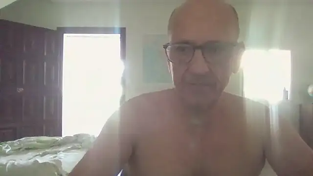 Snapshot of llopaco chatting on 07/14/26, 11:27 llopaco online show from 07/14/26, 11:27