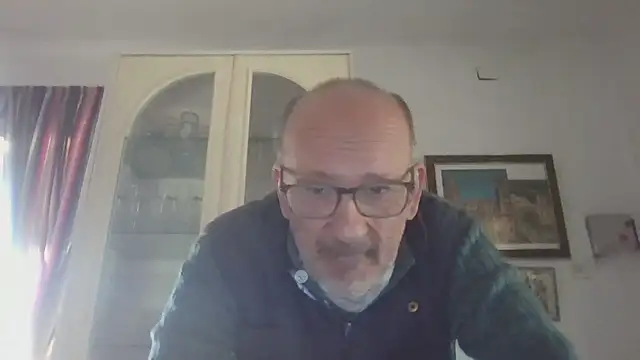 Snapshot of llopaco chatting on 01/12/26, 12:45 llopaco online show from 01/12/26, 12:45