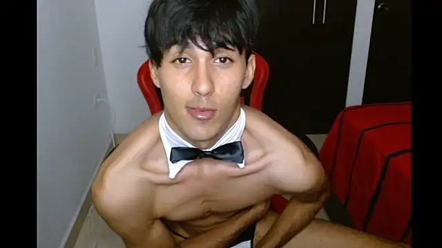 Snapshot of neithanzynxx chatting on 03/14/25, 10:49 neithanzynxx online show from 03/14/25, 10:49