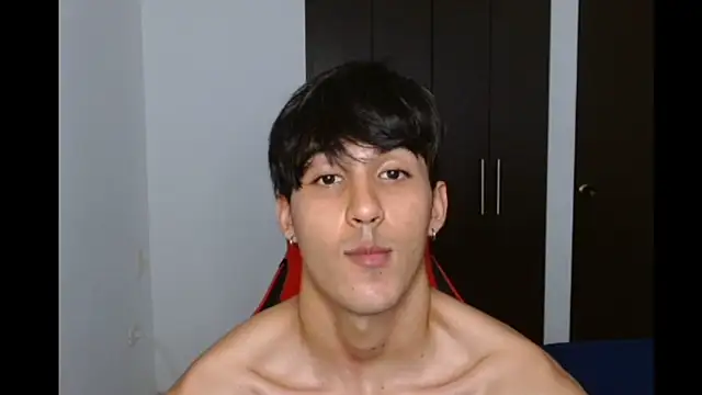 Snapshot of neithanzynxx chatting on 03/20/25, 07:35 neithanzynxx online show from 03/20/25, 07:35