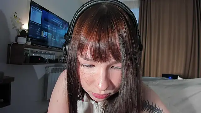 Sindy Juxx online show from 04/18/26, 04:48