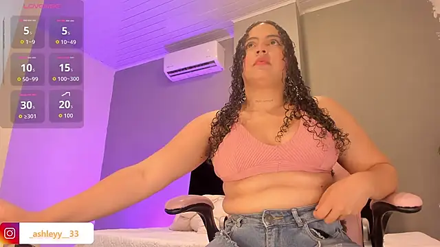  Ashley 33 online show from 11/24/25, 08:09
